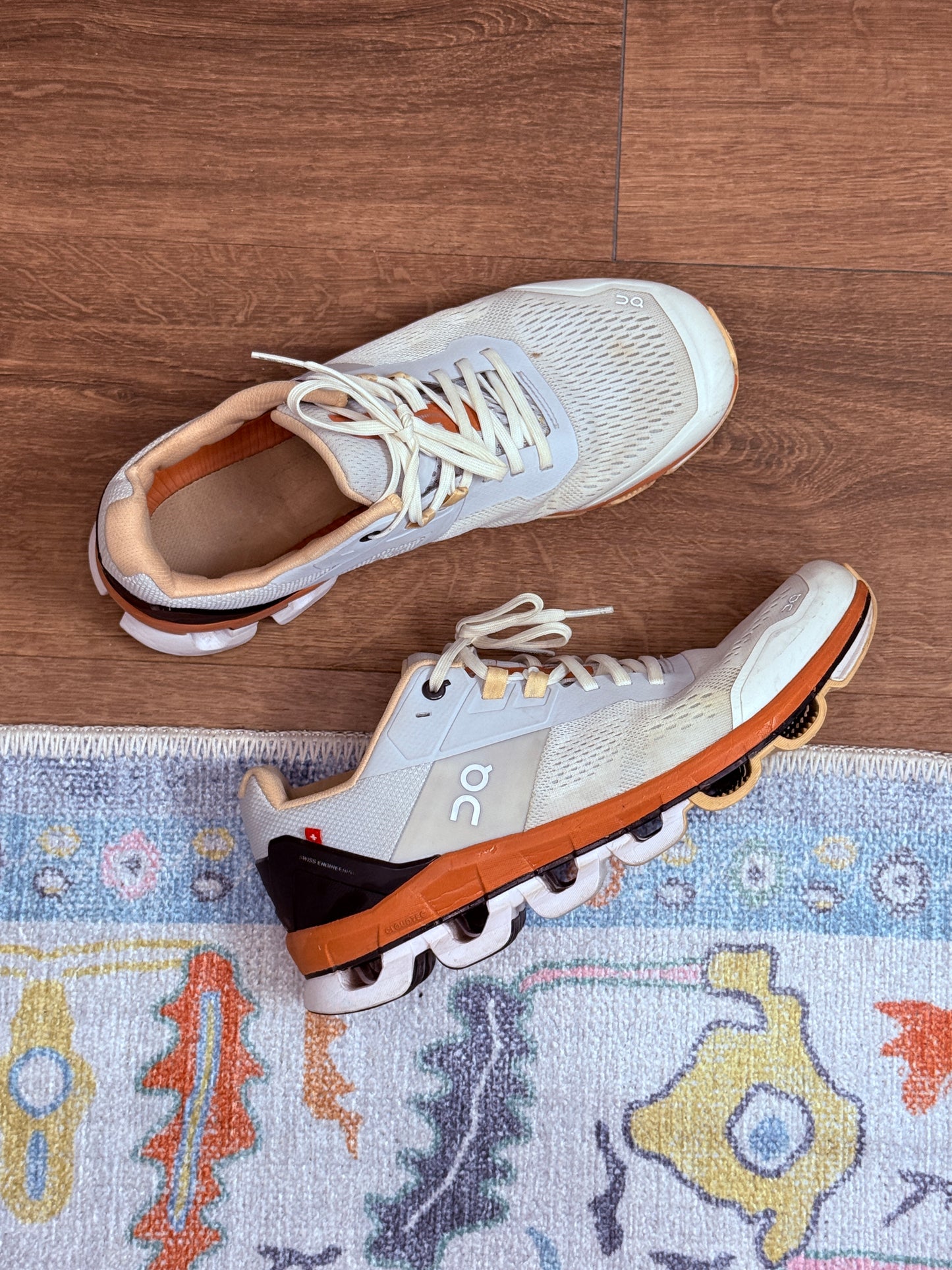 On Clouds 10 Sneakers