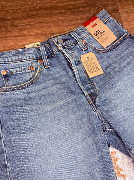 Levi's 28 Shorts
