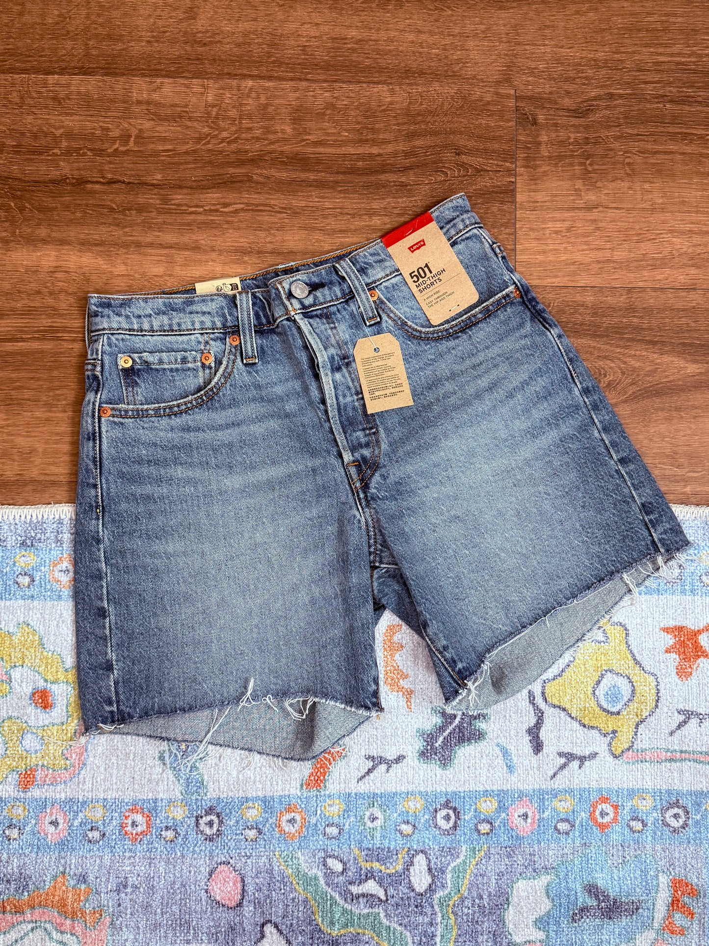 Levi's 28 Shorts